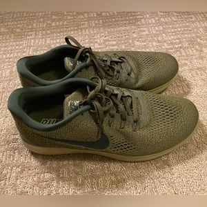Nike Free Run Shoes Army Green - Men’s Size 13